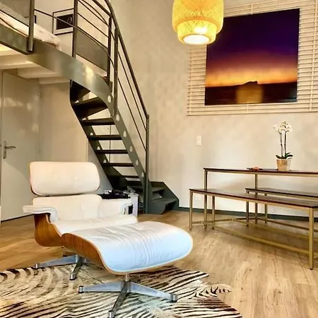 Charming In The Chartrons District * Μπορντό