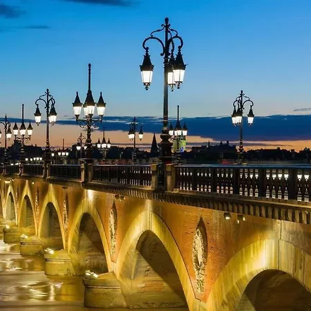 Апартаменты Charming In The Chartrons District