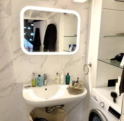 Charming In The Chartrons District * Burdeos