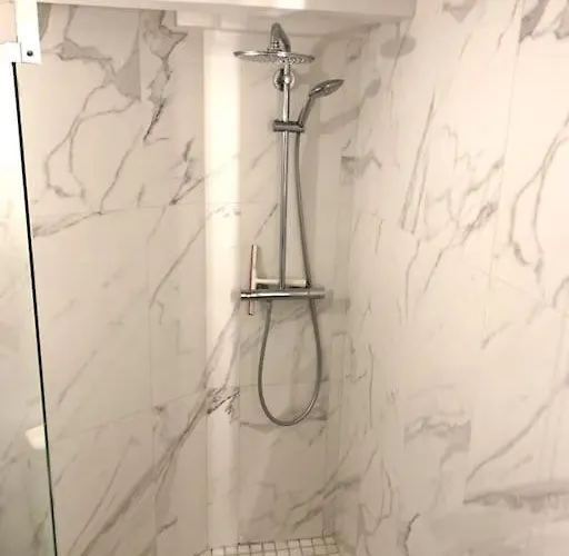 Charming In The Chartrons District * Bordeaux