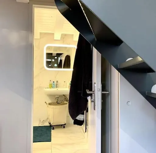 Charming In The Chartrons District * Бордо